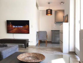 Designer Central apartment with terrace & parking